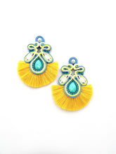 Load image into Gallery viewer, Tribal Tassel Earring