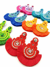 Load image into Gallery viewer, Glamour Tassel Earring