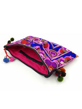 Load image into Gallery viewer, Small Embroidered Bird Shoulder Bag