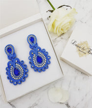 Load image into Gallery viewer, Soutache Drop Earring