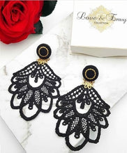 Load image into Gallery viewer, Lace Earring